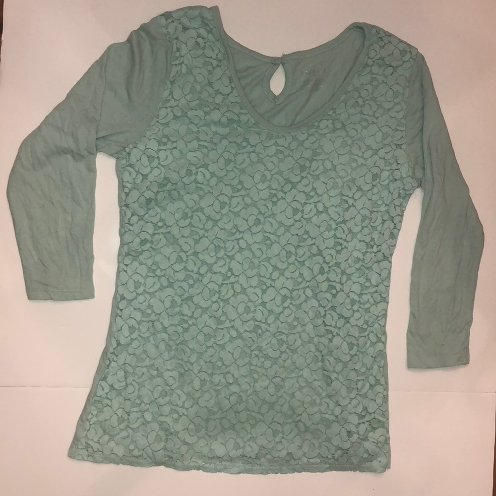 3/4 sleeve seafoam green lace shirt